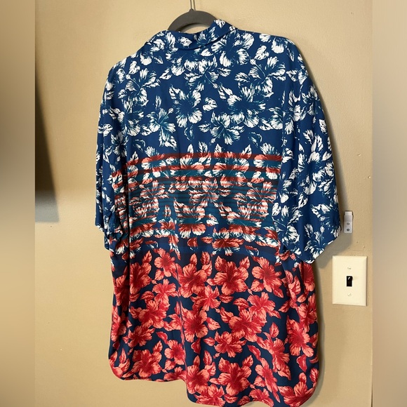 Tommy Bahama Americana Veracruz Cay Flora And Stripes Shirt NWT - Picture 6 of 7